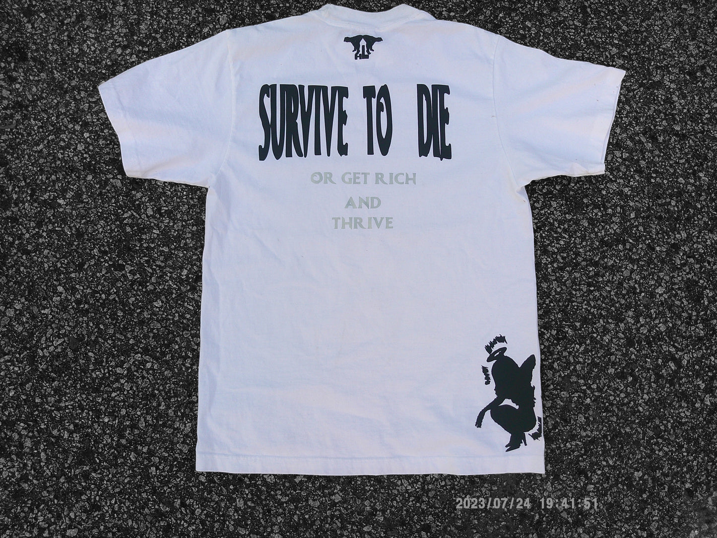 'Survive To Die' Uncropped Oversized Tees
